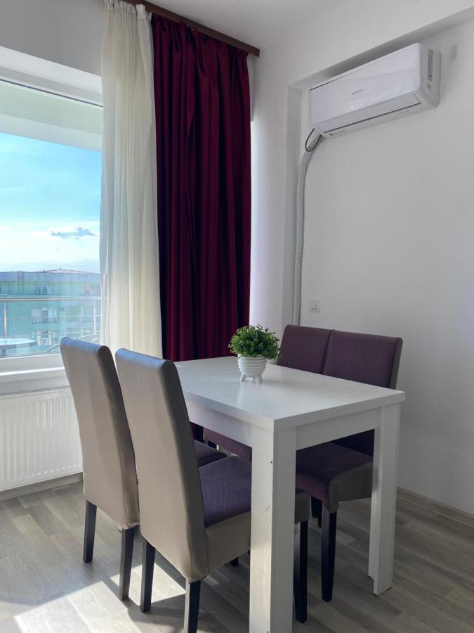 Apartament Crazy Summerland Mamaia Exterior foto